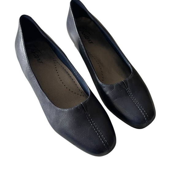 Trotters Women's Doris Pump navy size 6 - Picture 1 of 11